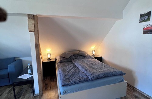 Rodder Apartment | Ideal für Motorsport, Nahe dem Nürburgring. Ruhig Gelegen,für Wanderer und Biker