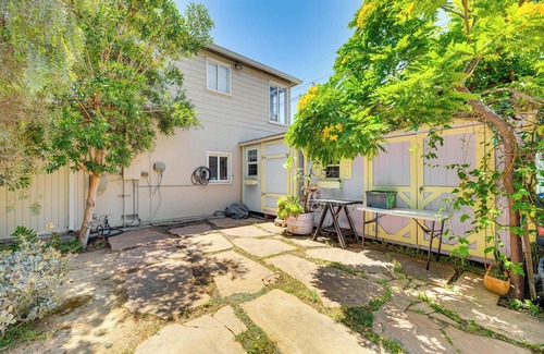 Sunset Park House | Vibrant Home w/ Patio - Near Santa Monica Pier!