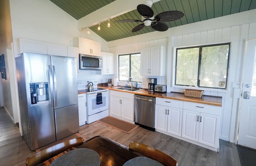 Pupukea House | Oceanfront 4-bed 3-bath house near Sharks Cove