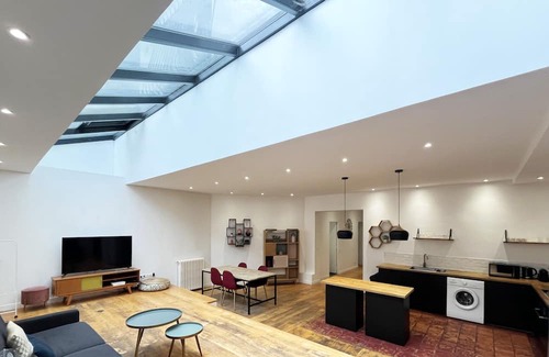 19th Arrondissement Apartment | Urban Flat 186 - Spacious 3 Bedroom Flat in Paris