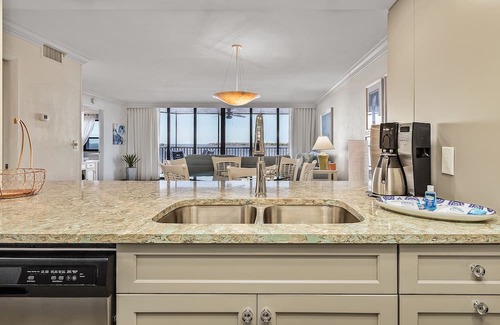 Punta Rassa Condo | Harbour Tower 115: Beach-front Beautiful, High-grade Finished Condo at SanibelHarbour Resort