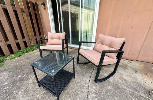 Delaware County Apartment | Two Bedroom Fully Furnished with Amenities. 1 Car Garage.