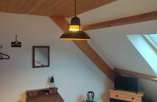 Alembon Bed & Breakfast | Chambre L'indus Chambre D'hôtes "Au Pied de la Colline"