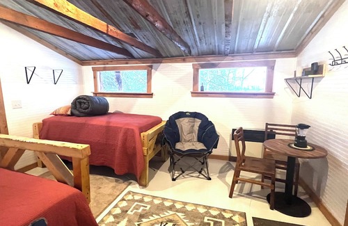 Trapper Creek House | Denali View Primitive Cabin-HCRL