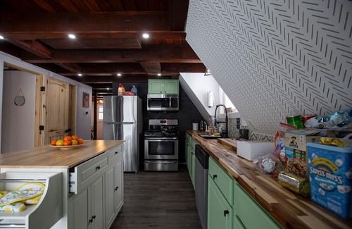 East Stroudsburg House | The Cottontail Cabin