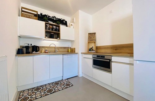 Saint-Serge Apartment | Casa des Ducs -Terrasse - Parkings privés - Cosy