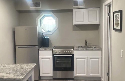 Saratoga Springs Cottage | Across The Street From Saratoga Race Track