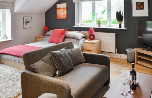 Corbridge Cottage | Welcome to Birchwood House Studio, a tranquil studio apartment nestled in Corbridge’s centre.