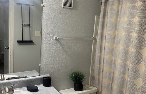 Willow Meadows/Willowbend Area Apartment | beautiful cozy home near NRG.