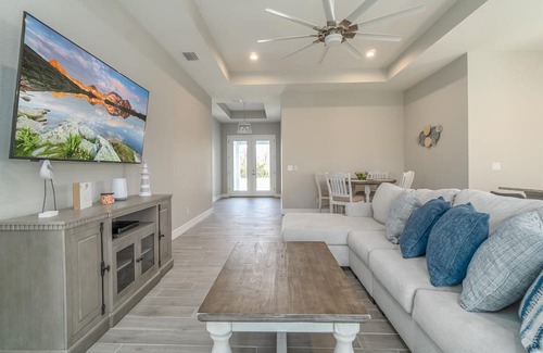 Rotonda Heights House | Secluded Serene Stay