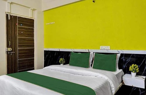 Pimpri - Chinchwad Hotel | FabExpress Star Executive