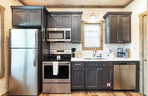 Pigeon Forge Cabin | 5 Minutes From Dollywood/In DwTn Pigeon Forge
