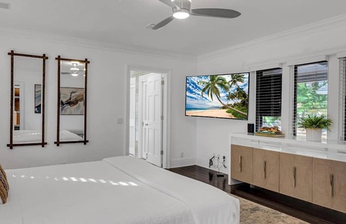 Harbor Beach House | Private Neighborhood Heated Pool Walk To Beach Lush Surroundings Harbor Key