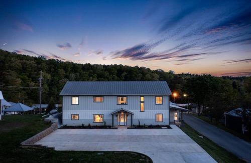 Jacksboro House | The Big House at Indian River on Norris Lake
