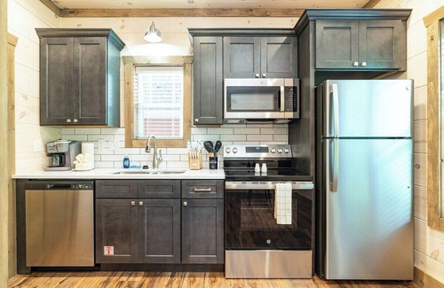 Pigeon Forge Cabin | 5 Minutes From Dollywood/In DwTn Pigeon Forge