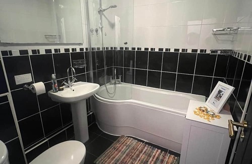 Addiscombe Apartment | 1 Bed APT | Croydon | Weekly Stays | Free Parking