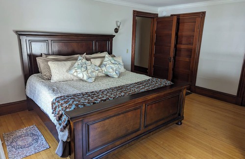Bangor House | Queen City Duplex Sleeps up to 6 guests