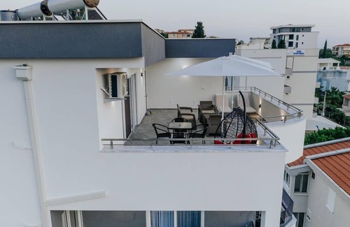 Bar Apartment | Lux Dam Apartments