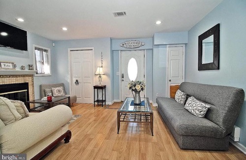 Forked River Condo | Charming Bayfront Condo