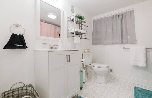 Covington Apartment | Lovely Loft Apartment right in the middle of downtown Covington, Louisiana!