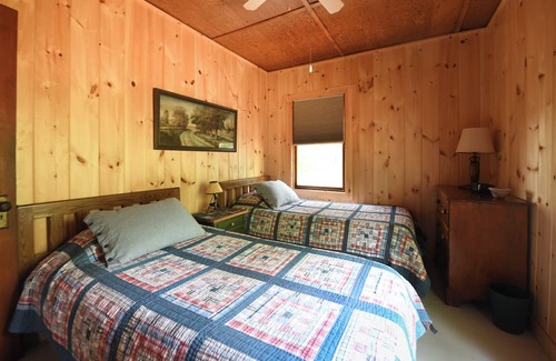 Oxford Cottage | New for 2024! Traditional Maine cottage on Beautiful Thompson Lake