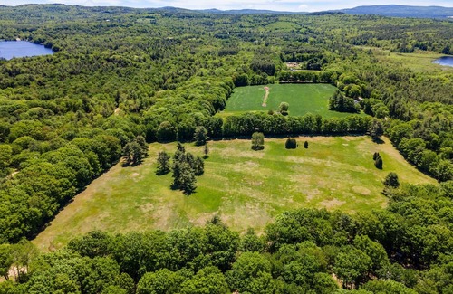 Barnstead House | Eric Silva - 73 Damsite Road Center Barnstead New Hampshire 20009