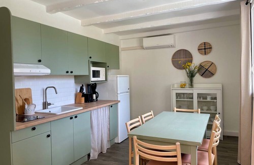 La Roque-sur-Pernes House | Authentic stone house in the heart of Provence.