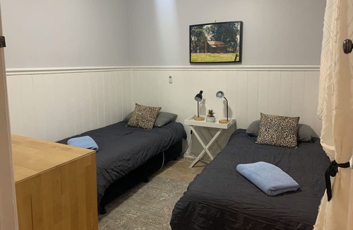 Omeo House | Omeo Holiday Home Ski, cycle, mountain bike, hike, run, fish or relax