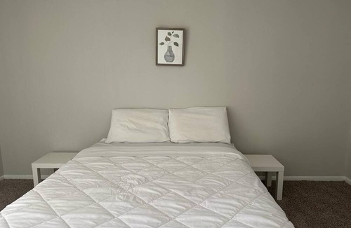 Gaithersburg Apartment | Cozy Home by Rio Lakefront
