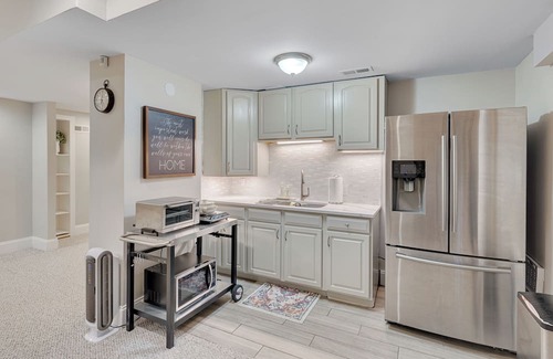 Cary House | Suite in Cary with sunroom!