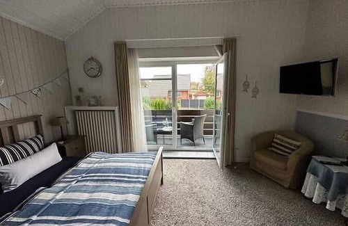 Langen b. Bremerhaven House | Holiday apartment no. 1 "Im Malerwinkel"