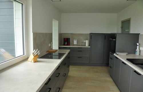 Hohenfelde Apartment | Strandnahe Komfort-fewo mit Ostseeblick -