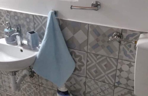 Itri Apartment | Studio Apartment 'Suite Dei Briganti Innamorati' with Wi-Fi and Air Conditioning