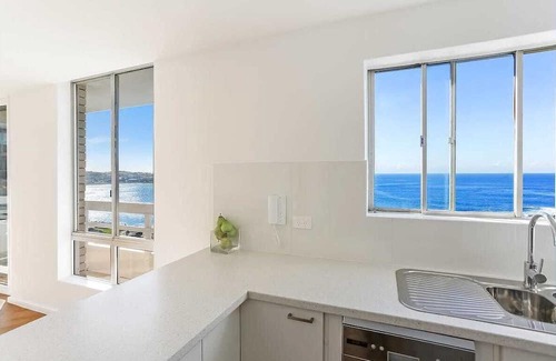 Tamarama Apartment | Bondi Beach View Pad