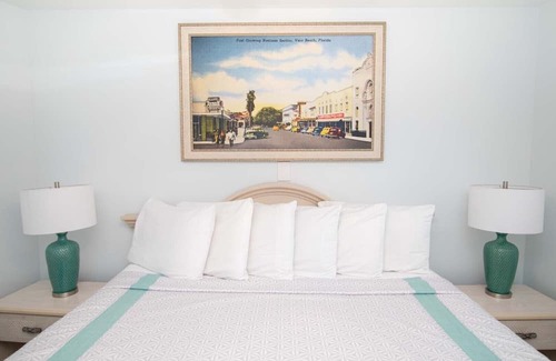 Central Beach Resort | Oceanfront 1 Bdrm Condo with Balcony @ Reef Ocean Resort in Vero Beach, Florida