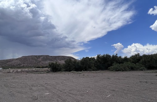 Radium Springs RV Rental | Horner Hacienda, primitive dry campground on the bank of the Rio Grande River!