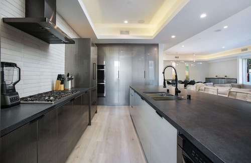 Pico - Robertson Villa | Amazing House In Best Location