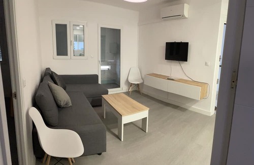 Huerta de Santa Teresa Apartment | La Zambra. Tranquilidad. Ubicacion con Todos los Servicios al Alcance