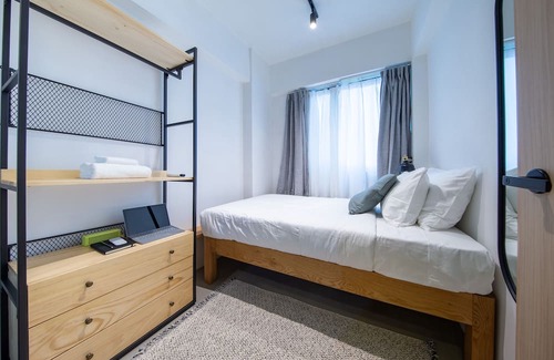 North Point Apartment | Private Room in Shared Apartment 5 Minutes to Tin Hau MTR Station