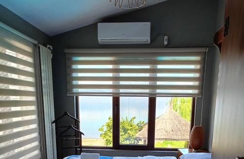 Orhangazi Villa | Villa Atroa Lakehouse - 2 Bedroom Villa on İznik Lake