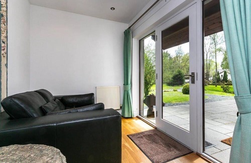 Winster House | Waterside Family Lake District Getaway