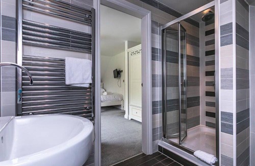 Winster House | Waterside Family Lake District Getaway