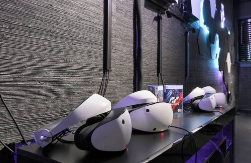 Waldron Bed & Breakfast | VR Video Gaming Speakeasy