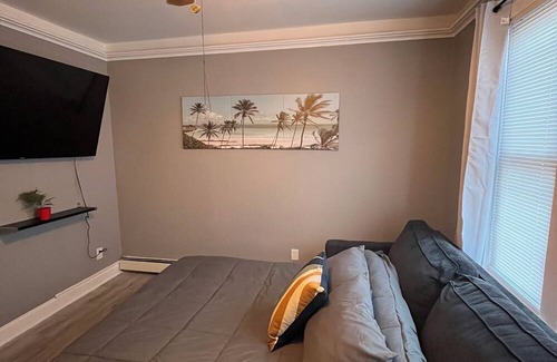Hillside Apartment | 4 Bedroom Apartment near airport