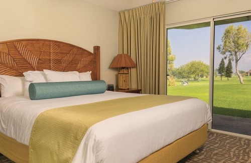 Berkeley Resort | Luxury 2 Bedroom & 2 Bathroom Unit with Full Amenities