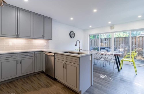 Grand Bend Ski Chalet | Beachfront rooftop patio, hot tub, sleeps 14, 2 BBQ, private new house