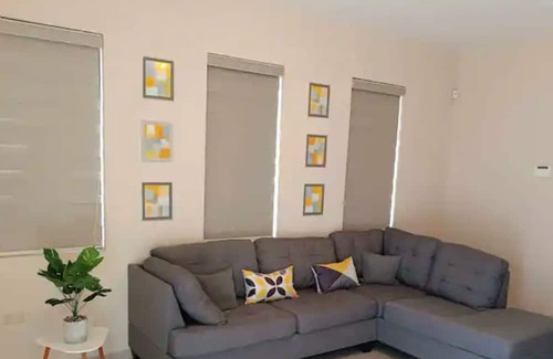 Ensenada House | Valle Dorado