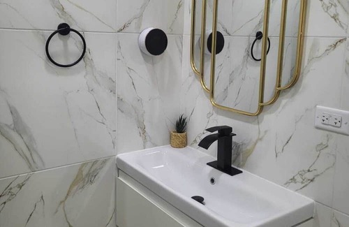 Fairy Valley Rock Apartment | One Chancery Lane Townhouse