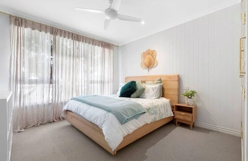 Frankston Villa | Long Island Beach Escape