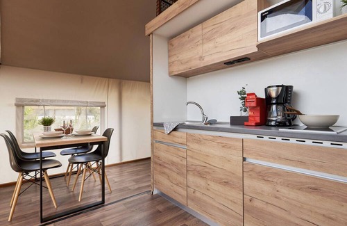 Kaatsheuvel House | Glampingtent 6 by Interhome